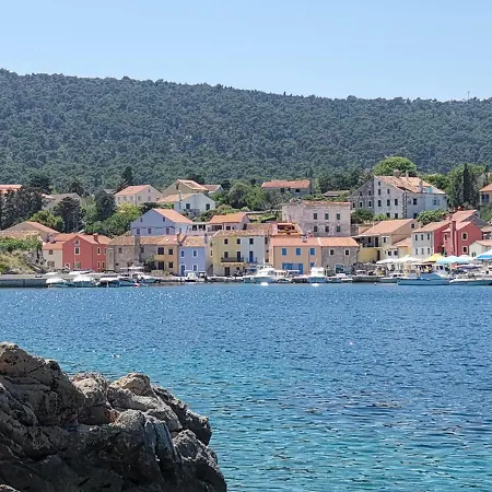 דירה Rovenska 52