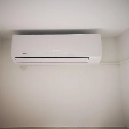 דירה Rovenska 52 *