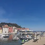 Rovenska 52 Διαμέρισμα *