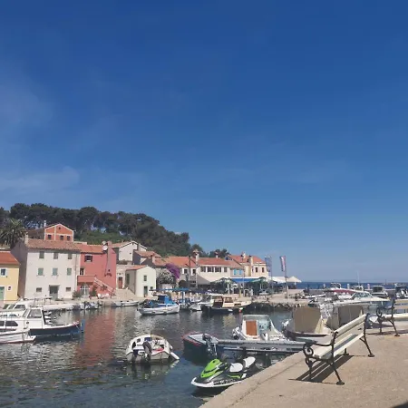 Rovenska 52 Apartment *