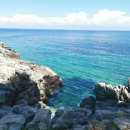 アパート Rovenska 52