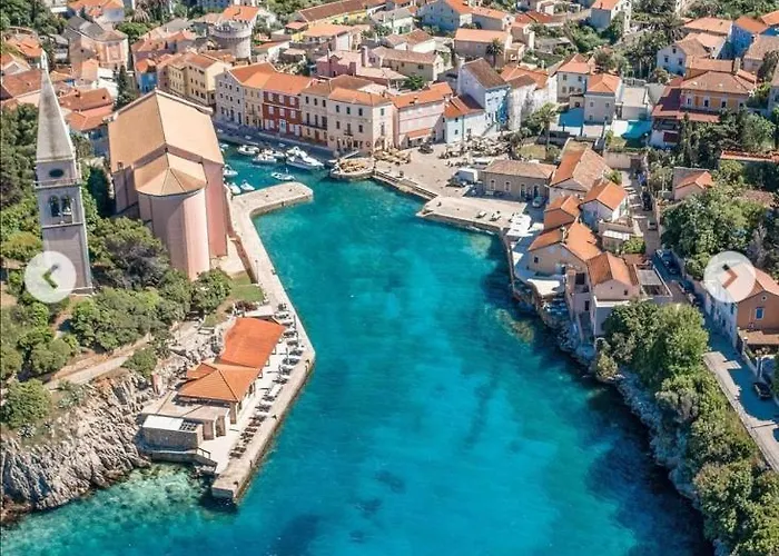 Apartament Rovenska 52 *